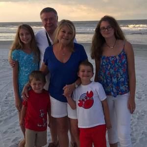 Meet your Posher, Debbie